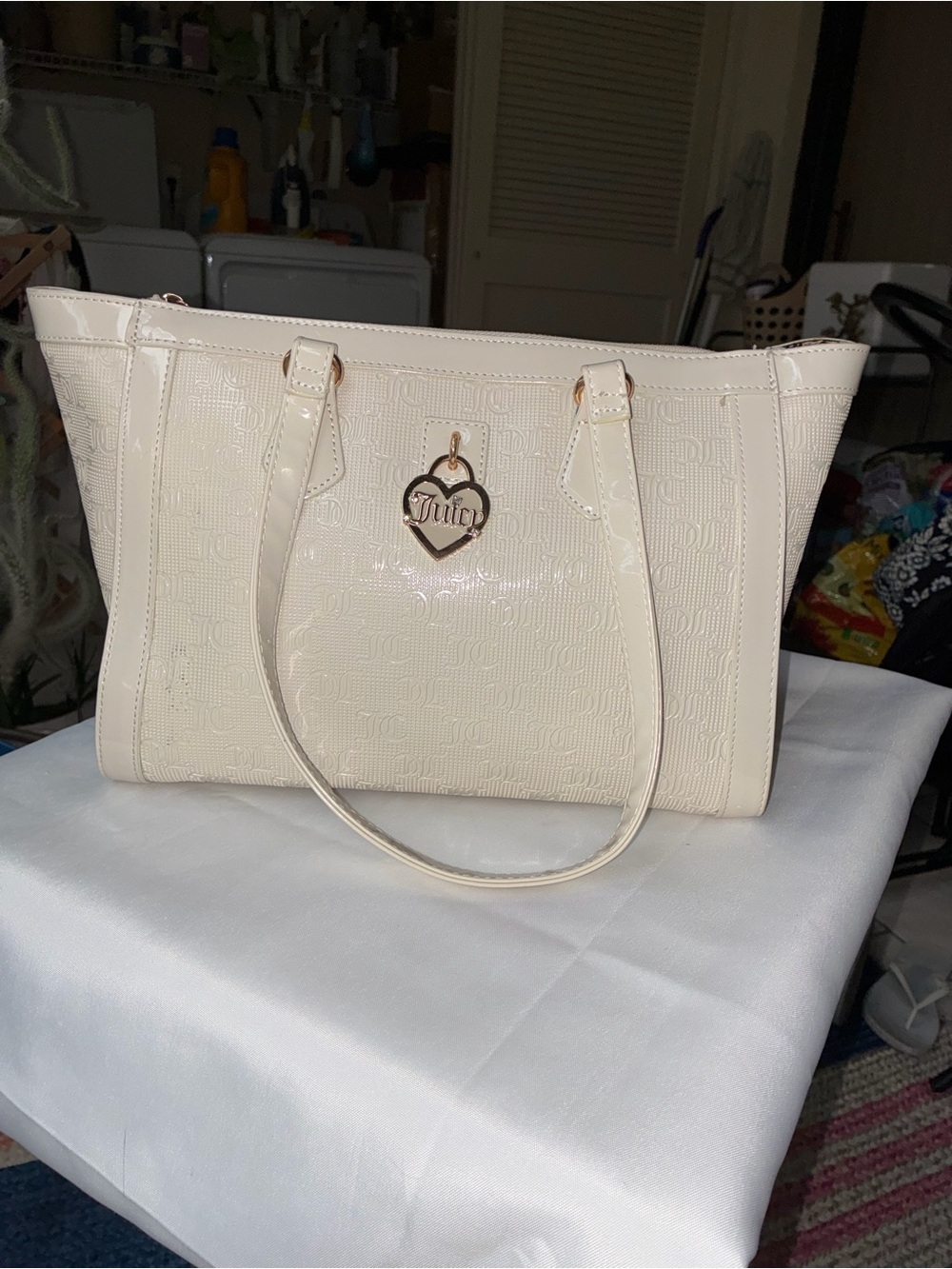 Juicy Couture Gothic JC Logo Monogram Tote Cream Gold Hardware Heart Lock - Picture 1 of 15